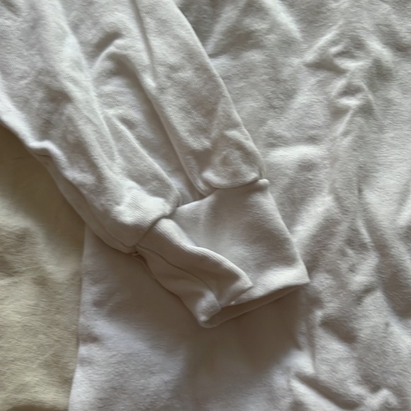 BRANDY MELVILLE Thick White Longsleeve - Oversized - Fits like M/L - Picture 3 of 4